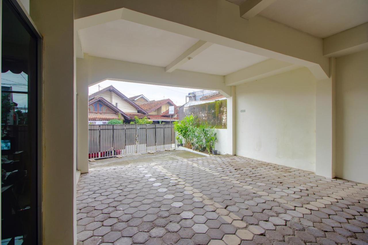 Hotel Oyo 3083 D Kost 3 Syariah Yogyakarta Exterior foto